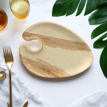 Load image into Gallery viewer, Cocktail Plates, 20 pack - 9"x7"